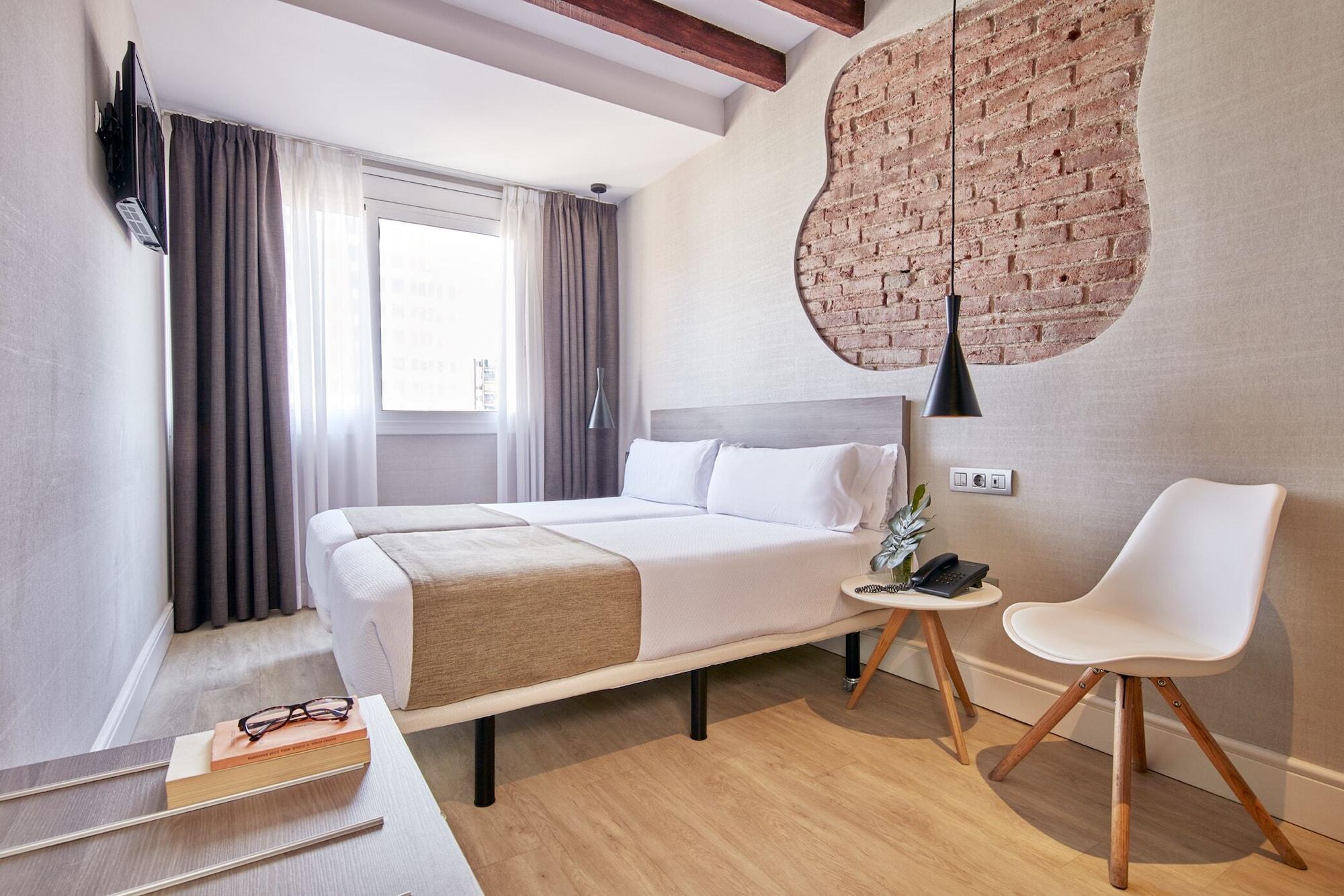 Hotel Transit Barcelona Bagian luar foto